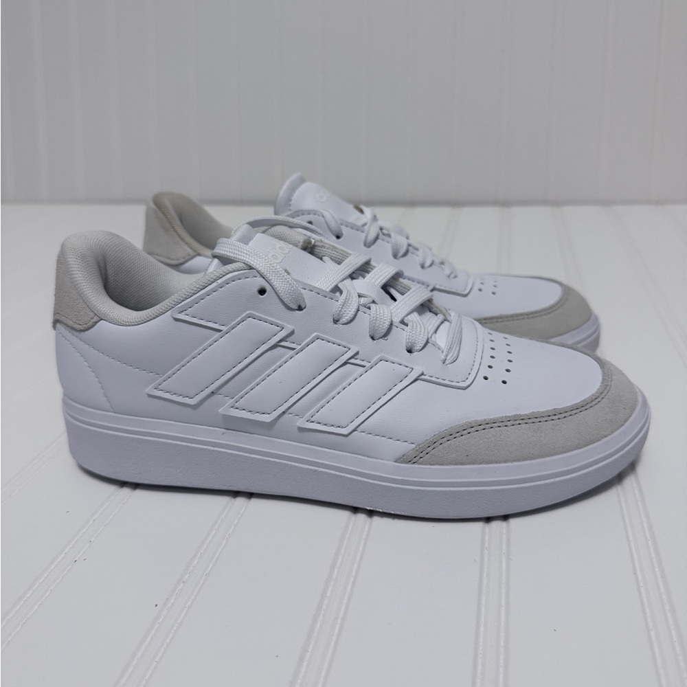 Adidas Kids White and Grey/Beige Sneakers Big Kids No Box